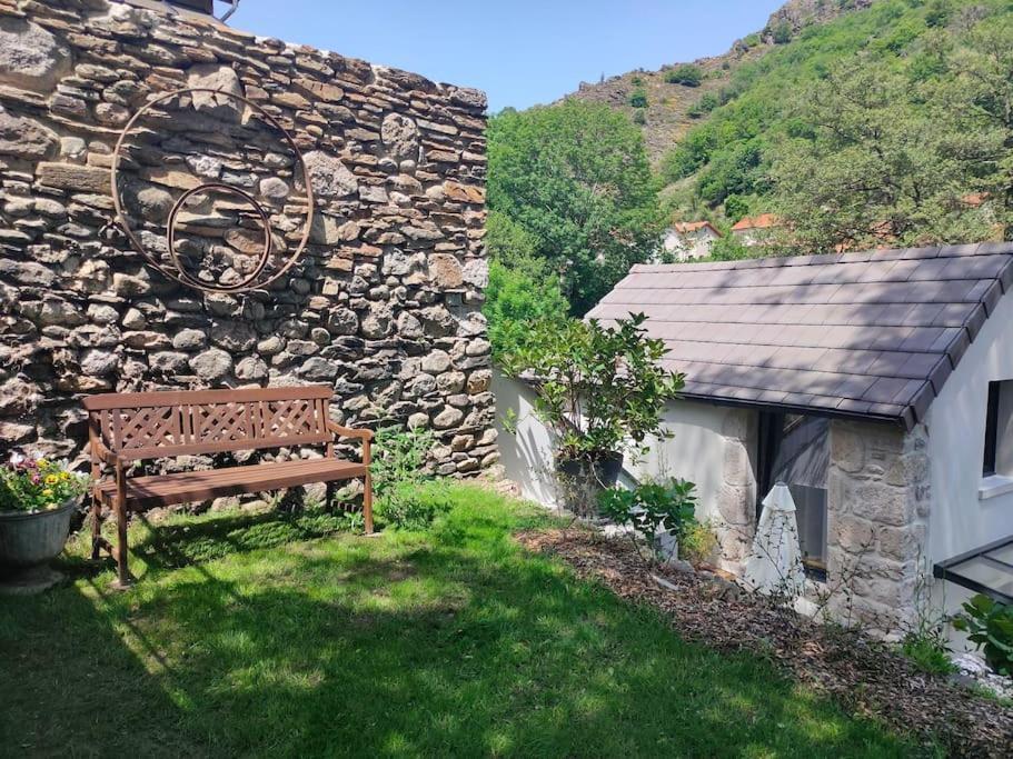 Le Secret Du Moulin, Agreable Tiny House Villefort Villefort (Lozere) Exterior foto