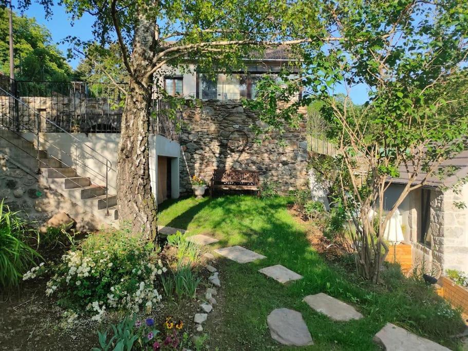 Le Secret Du Moulin, Agreable Tiny House Villefort Villefort (Lozere) Exterior foto